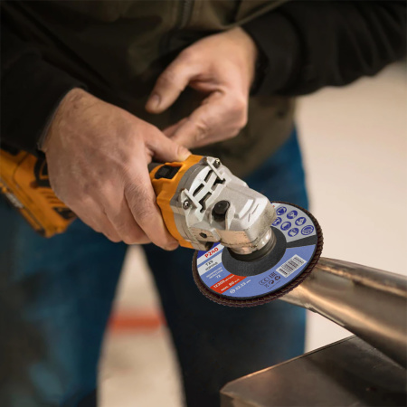 Круг шлифовальный лепестковый МЕГЕОН 61004 купить по низкой цене | МАКСПРОФИТ